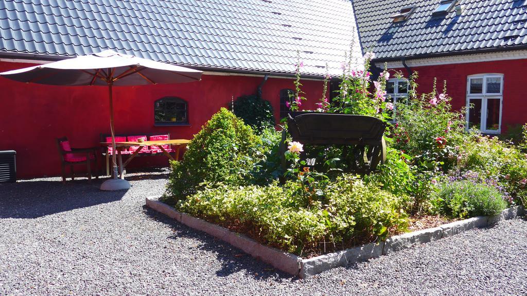 Bakkelund Bed & Breakfast 博雷 外观 照片